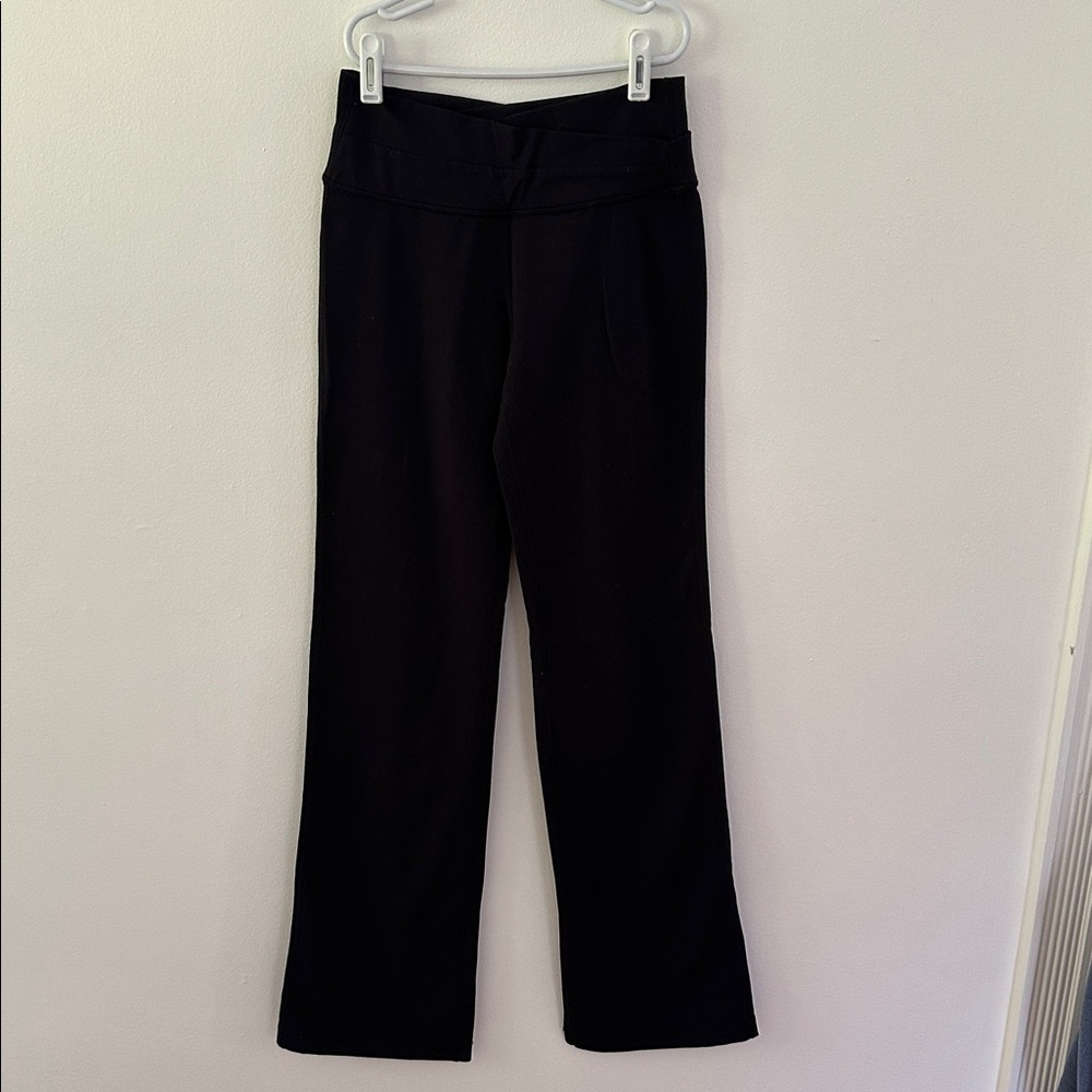 Black Flared Yoga Pants Lululemon Size 4 GUC